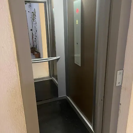 Appartement Centre-Ville Avec Wifi 100 Mo Fez Exterior foto